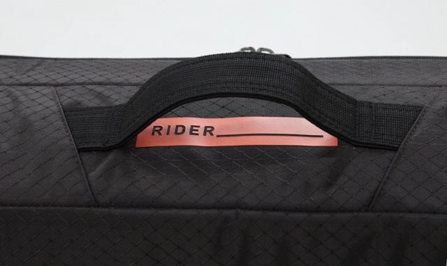 Nitro Tracker Wheelie Board Bag Raven 