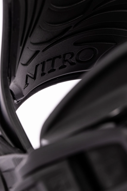 Nitro Cosmic Ultra Black - S/M 