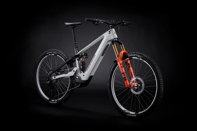 Norco Range VLT CX C1 SZ2 29"/27,5", White/Raw Carbon, BCX, 800Wh 