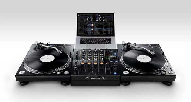 Pioneer DJ PLX-1000 Professional Direct Drive Turntable 