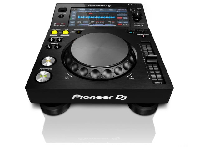 Pioneer DJ XDJ-700 Compact Digital Deck 