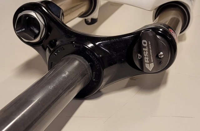 Gaffel 28 SR Suntour NRX-E RL 75mm disc 9x100mm 