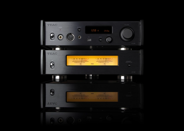 TEAC AP-507 Stereo Power Amplifier Black 